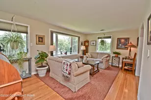 7515 Old Coach Rd, Stroudsburg, PA 18360 - Photo 16