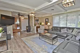 7515 Old Coach Rd, Stroudsburg, PA 18360 - Photo 8