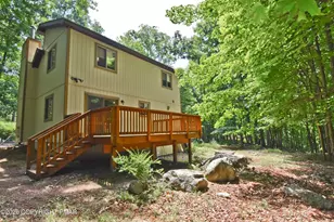 2217 Longview Dr, Bushkill, PA 18324 - Photo 30