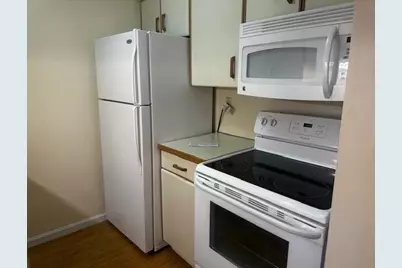  3 Village Circle #APT 304, Stroudsburg, PA 18360 - Photo 8