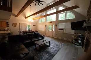 625 Sir Gawain Ct, Pocono Lake, PA 18347 - Photo 14