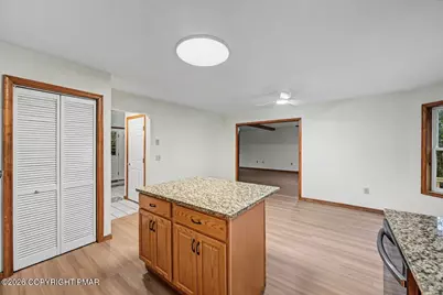  564 Cayuga Drive, Tobyhanna, PA 18466 - Photo 22