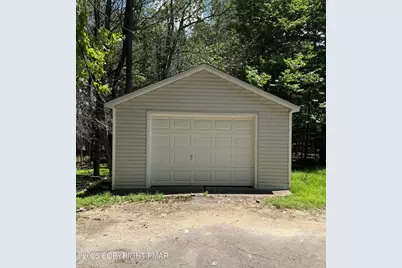  1011 Woodstock Road, Newfoundland, PA 18445 - Photo 10