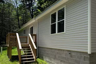 1011 Woodstock Rd, Newfoundland, PA 18445 - Photo 8