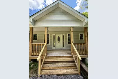  1011 Woodstock Road, Newfoundland, PA 18445 - Photo 2