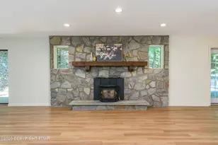 5966 Decker Rd, Bushkill, PA 18324 - Photo 24