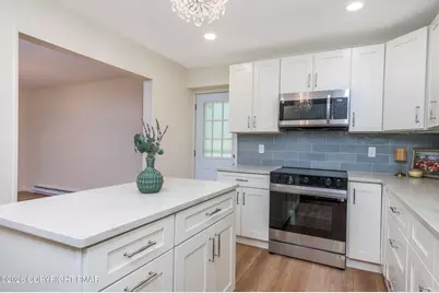  5966 Decker Road, Bushkill, PA 18324 - Photo 6