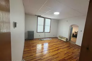 226 Spring St, Moosic, PA 18507 - Photo 2