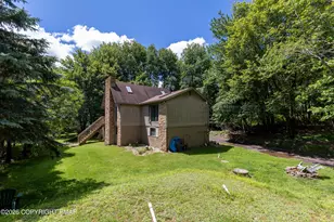 230 Ash Dr, Long Pond, PA 18334 - Photo 4