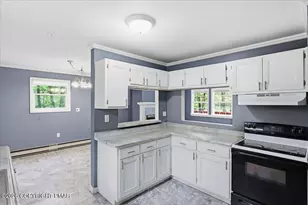 337 Oak Hill Rd, Hawley, PA 18428 - Photo 8