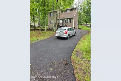  2114 Lakeview Road, Bushkill, PA 18324 - Photo 2