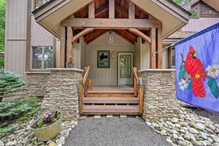 6135 Lakeview Dr, Pocono Pines, PA 18350 - Photo 4