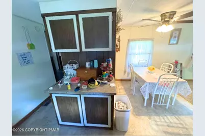  10 Sycamore Drive, Bath, PA 18014 - Photo 8