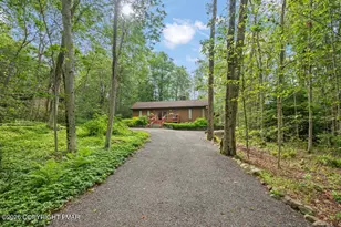 2435 Overlook Ln, Pocono Pines, PA 18350 - Photo 42