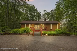 2435 Overlook Ln, Pocono Pines, PA 18350 - Photo 1