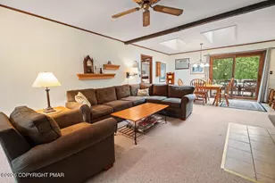 2435 Overlook Ln, Pocono Pines, PA 18350 - Photo 6