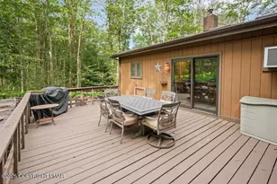 2435 Overlook Ln, Pocono Pines, PA 18350 - Photo 32