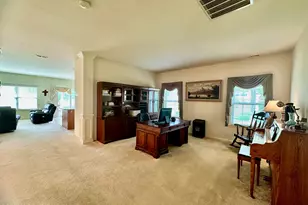 2757 Terrwood Dr, Macungie, PA 18062 - Photo 4