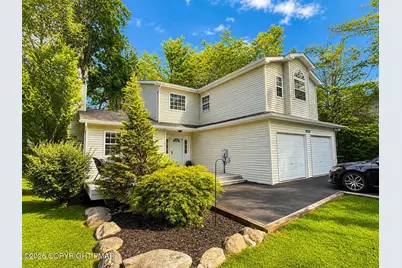  113 St Regis Walk, Tobyhanna, PA 18466 - Photo 1
