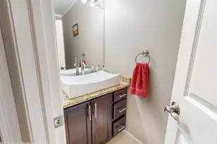 116 Huntington Dr, East Stroudsburg, PA 18302 - Photo 2