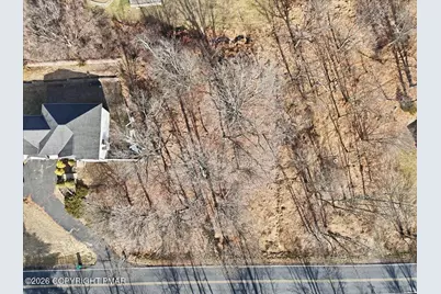  516 Edgemont Road, Stroudsburg, PA 18360 - Photo 4