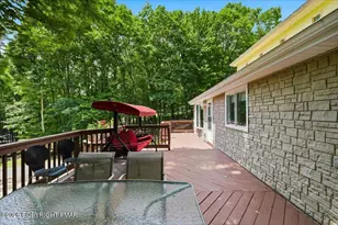 17 Basswood Ct, Albrightsville, PA 18210 - Photo 8