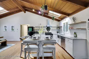 2329 Cramer Ct, Bushkill, PA 18324 - Photo 6