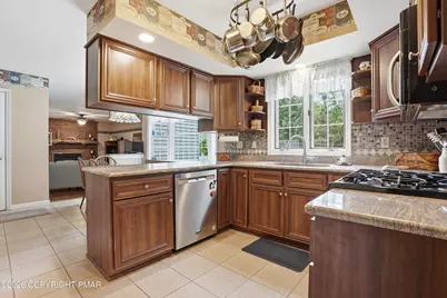  14 Minsi Road, Delaware Water Gap, PA 18327 - Photo 12