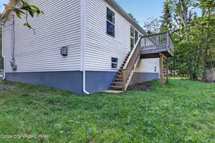 9249 Westwood Dr, Tobyhanna, PA 18466 - Photo 12