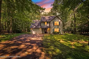 122 Edgewood Ln, Kunkletown, PA 18058 - Photo 1