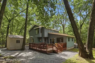 824 Clubhouse Dr, East Stroudsburg, PA 18302 - Photo 38