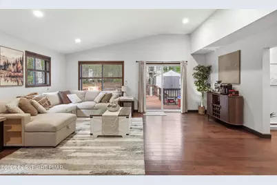  824 Clubhouse Drive, East Stroudsburg, PA 18302 - Photo 20
