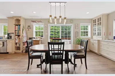  212 Ellen Court, Stroudsburg, PA 18360 - Photo 10