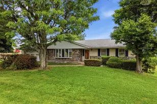 1657 Clearview Rd, Coplay, PA 18037 - Photo 10