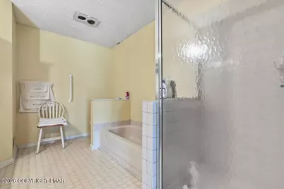  5 Village Drive #1106, Stroudsburg, PA 18360 - Photo 30