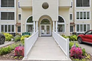 5 Village Dr, Stroudsburg, PA 18360 - Photo 1