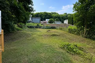 142 W Bacon St, Pottsville, PA 17901 - Photo 48