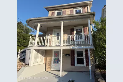  169 E Catawissa Street, Nesquehoning, PA 18240 - Photo 1