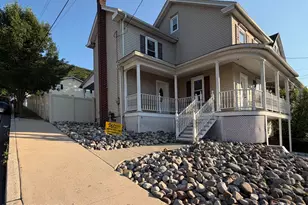 169 E Catawissa St, Nesquehoning, PA 18240 - Photo 2