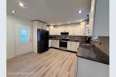  169 E Catawissa Street, Nesquehoning, PA 18240 - Photo 6