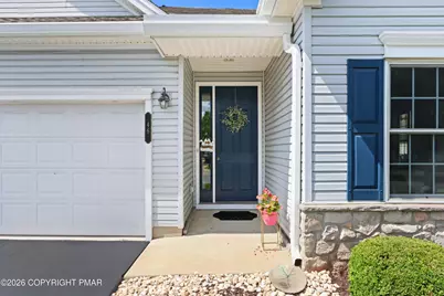  46 Glenmoor Circle, Easton, PA 18045 - Photo 4
