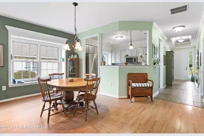  46 Glenmoor Circle, Easton, PA 18045 - Photo 10