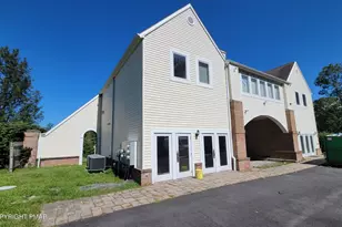 115 Imperial Dr, East Stroudsburg, PA 18302 - Photo 4