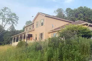 134 Pine Grove Rd, Newfoundland, PA 18445 - Photo 2