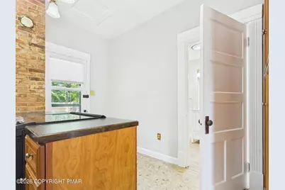  126 E Brown Street, East Stroudsburg, PA 18301 - Photo 14