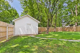 126 E Brown St, East Stroudsburg, PA 18301 - Photo 48