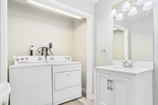 126 E Brown St, East Stroudsburg, PA 18301 - Photo 20