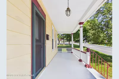  126 E Brown Street, East Stroudsburg, PA 18301 - Photo 6