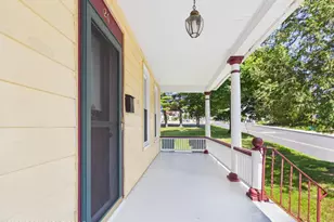 126 E Brown St, East Stroudsburg, PA 18301 - Photo 6
