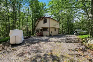 456 Maxatawny Dr, Pocono Lake, PA 18347 - Photo 24